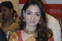 Tamanna Cute Photos in Saree